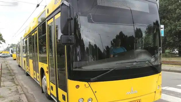 105 автобус Київ