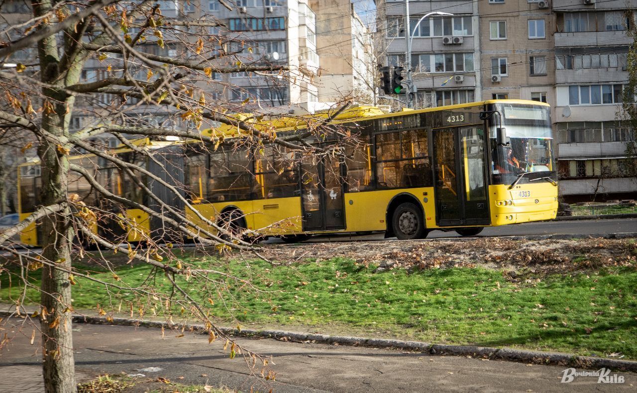 52 автобус Київ