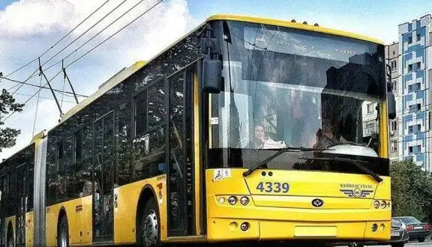 23 тролейбус Київ