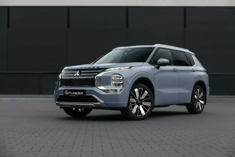 Режими руху Mitsubishi Outlander, як витиснути максимум із системи S-AWC у будь-яку погоду?