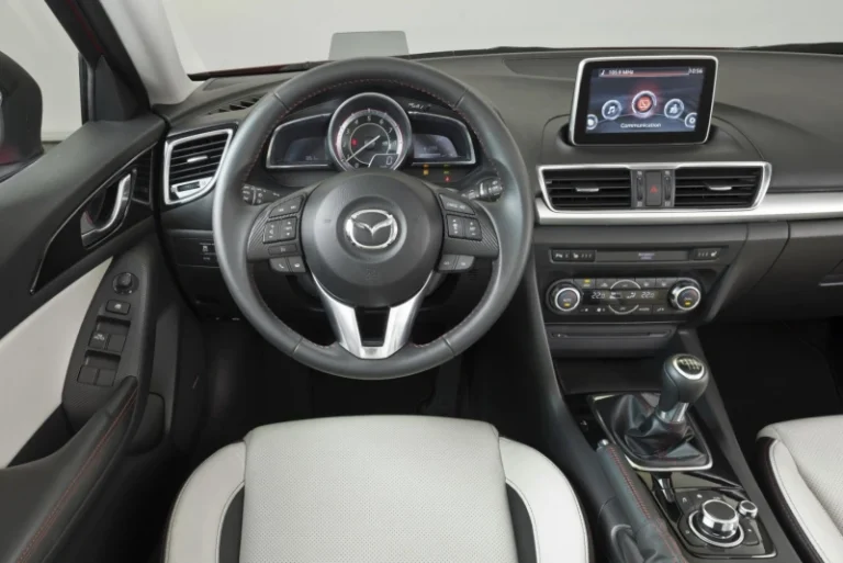 Как сохранить салон Mazda 3 в отличном состоянии на долгие годы