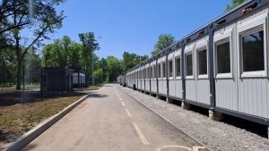 Як влаштовані містечка тимчасового проживання і чому це не просто ряд будиночків